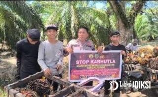Jajaran Polsek Batu Hampar Turun ke Kebun Cegah Karhutla di Batu Hampar