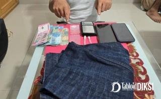 Pria 40 Tahun Diciduk Dini Hari di Bumbung, Polisi Sita Sabu, Timbangan Digital hingga Uang Rp480 Ribu