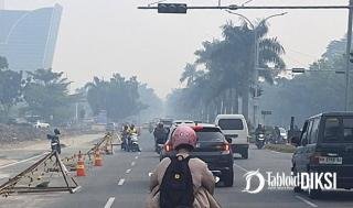 Kabut Asap Kembali Kepung Pekanbaru, Jarak Pandang Anjlok 1 Km