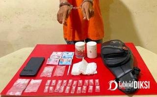 Duduk di Balai Belakang Rumah Berujung Bui, 22 Paket Sabu Disita Polisi