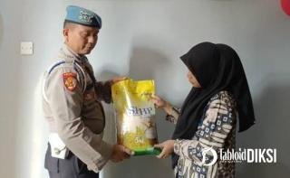 Tekan Harga Pangan, Polsek Batu Hampar Salurkan 2 Ton Beras SPHP Rp63 Ribu