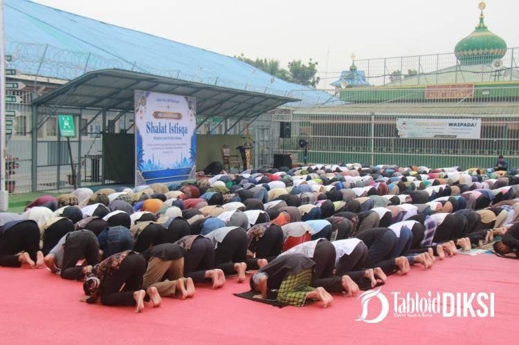 Warga Binaan Lapas Pekanbaru Gelar Shalat Istisqa: Panjatkan Doa Minta Hujan