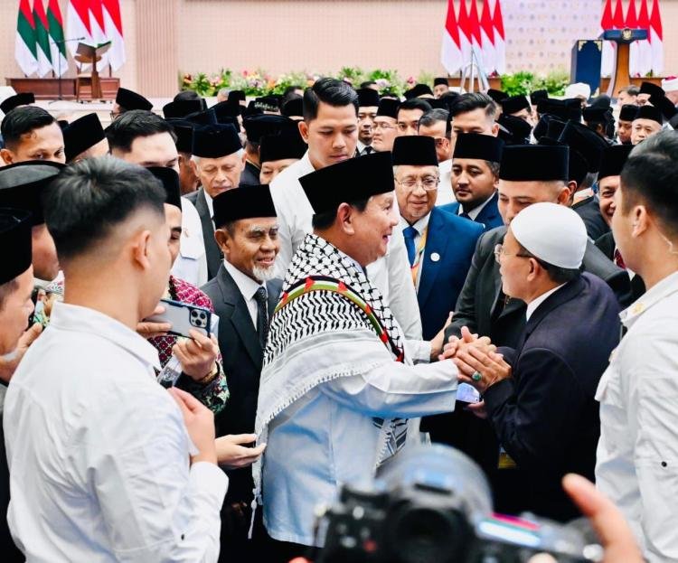 Prabowo: Nilai-Nilai Gontor Sejalan dengan Pembentukan Karakter Bangsa