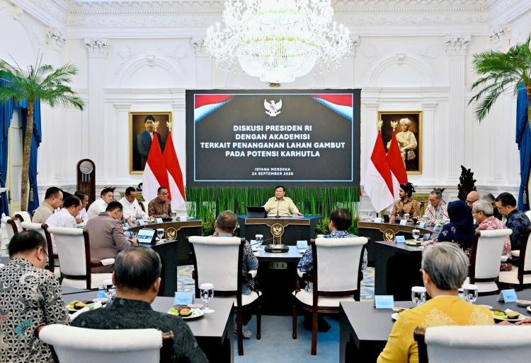 Kumpulkan Pakar, Prabowo Bahas Penguatan Penanganan Karhutla
