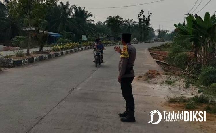 Antisipasi Kecelakaan, Polsek Batu Hampar Siaga di Jalur Lintas Bagan Siapiapi-Bantaian