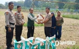 Polsek Kampar Salurkan Bibit Jagung, Targetkan 1 Hektare Lahan Jadi Produktif