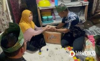 Korban Laka 13 Tahun Disambangi Polisi, Satlantas Kampar Bawa Sembako