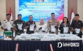 Polres Bengkalis Bongkar Ancaman Jaringan Internasional, 68,6 Kg Sabu Rp68 M Dimusnahkan