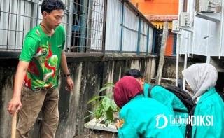 Tanam Pohon Serentak di UHTP, BEM Dorong Kampus Jadi Ruang Belajar yang Hijau dan Sehat