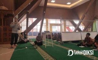 Bukan Sekadar Sosialisasi, Polisi Bangun Kedekatan dengan Pelajar SMP Madani Pekanbaru