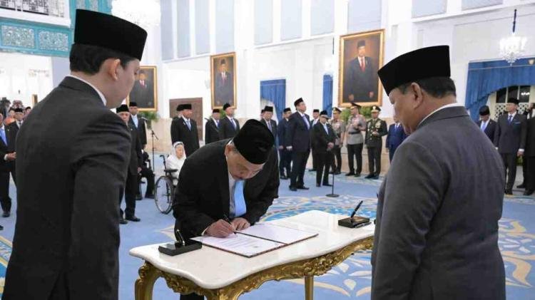 Prabowo Lantik Syahganda Nainggolan Jadi Kepala Bakom Pemerintah