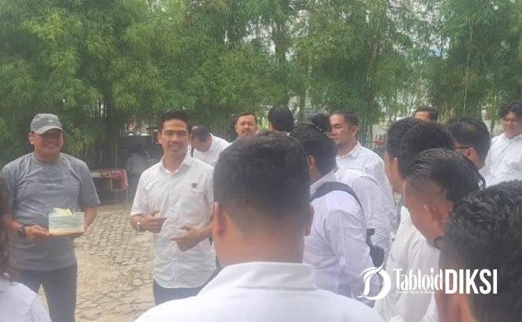 HUT TNI ke-81, Polsek Payung Sekaki Sambangi Den Inteldam Bawa Kue: Sinergi Jadi Kunci Jaga Kamtibmas