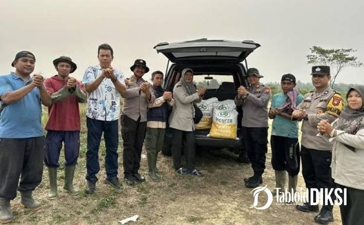 Polsek Tambang Turun ke Kebun, 30 Kg Bibit Jagung Disalurkan untuk Dukung Swasembada 2026