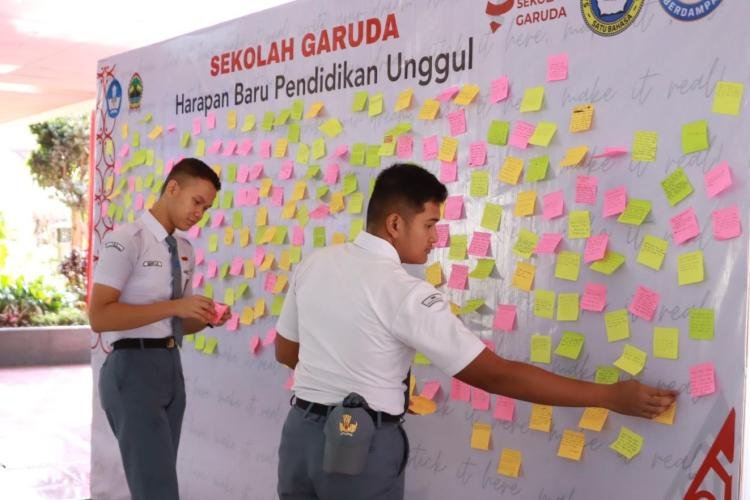 SMA Unggul Garuda Perluas Akses Pendidikan Berkualitas di Indonesia