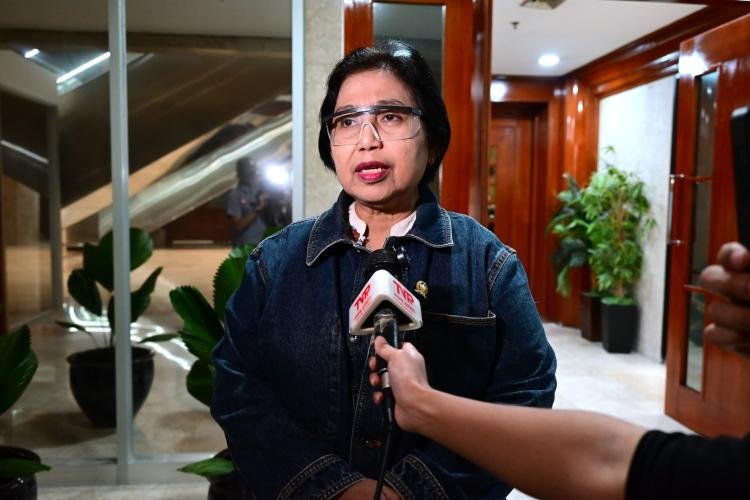 Irma Suryani Soroti Perlindungan Pekerja di Tengah Karhutla
