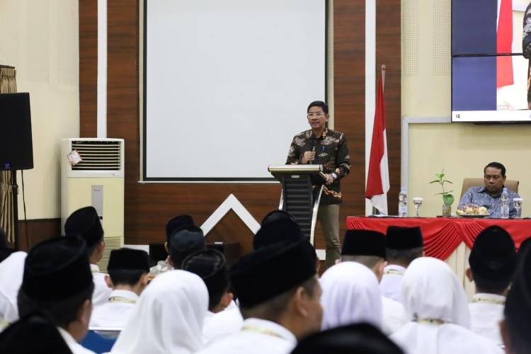 Kemenag Dorong Optimalisasi Zakat untuk Pengentasan Kemiskinan