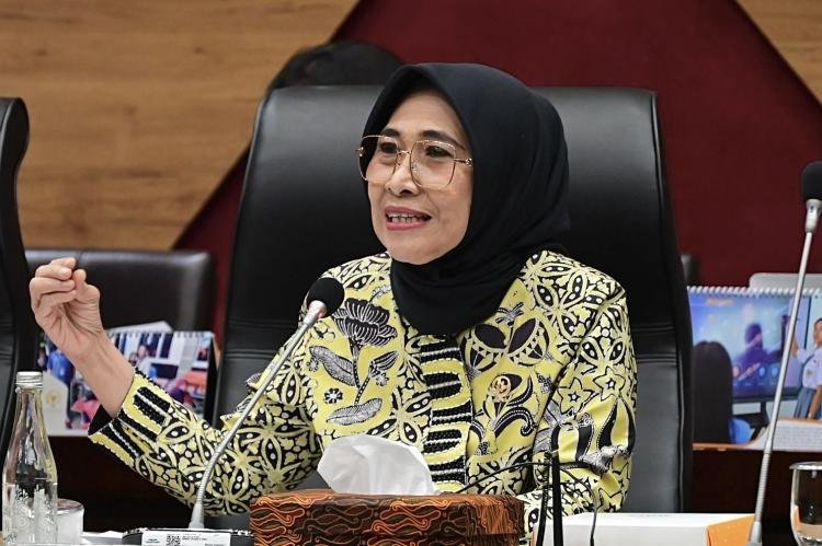 Hetifah Desak Kepala BNPB Baru Perkuat Penanganan Karhutla di Kalimantan