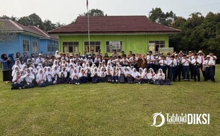 Bentuk Generasi Unggul, Polsek Tambang Bersama Densus 88 Gelar Green Policing dan Edukasi Pelajar