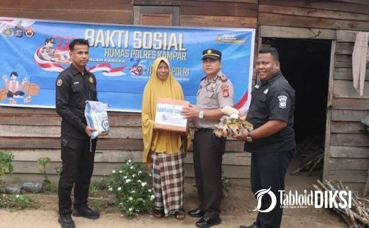 Humas Polres Kampar Berbagi Sembako untuk Warga yang Membutuhkan