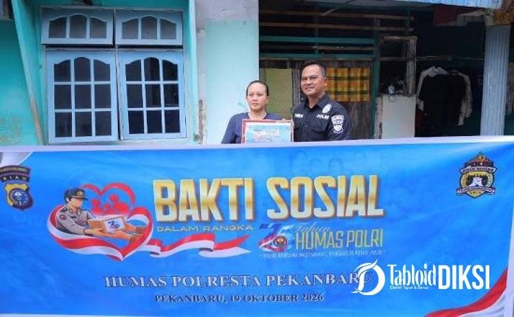 Rayakan HUT Humas Polri ke-75, Polresta Pekanbaru Sebar Paket Sembako untuk Warga  ?