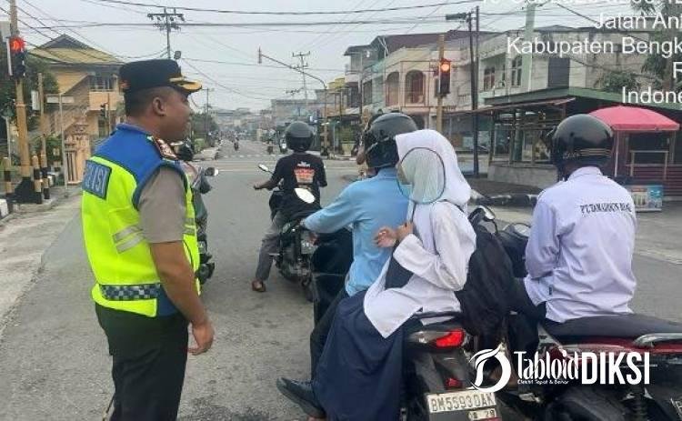 Bukan Sekadar Perintah, Kapolres Bengkalis Turun ke Jalan Layani Pengguna Jalan