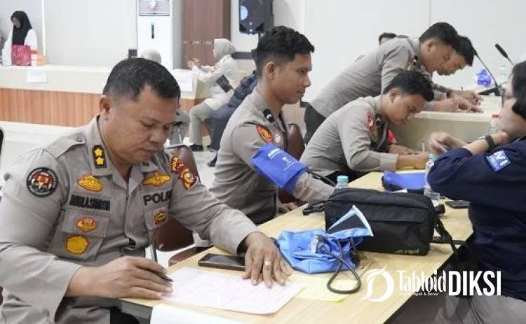 Sambut Hari Jadi ke-75 Humas Polri, Polda Riau Gelar Donor Darah sebagai Wujud Nyata Kepedulian kepada Masyarakat
