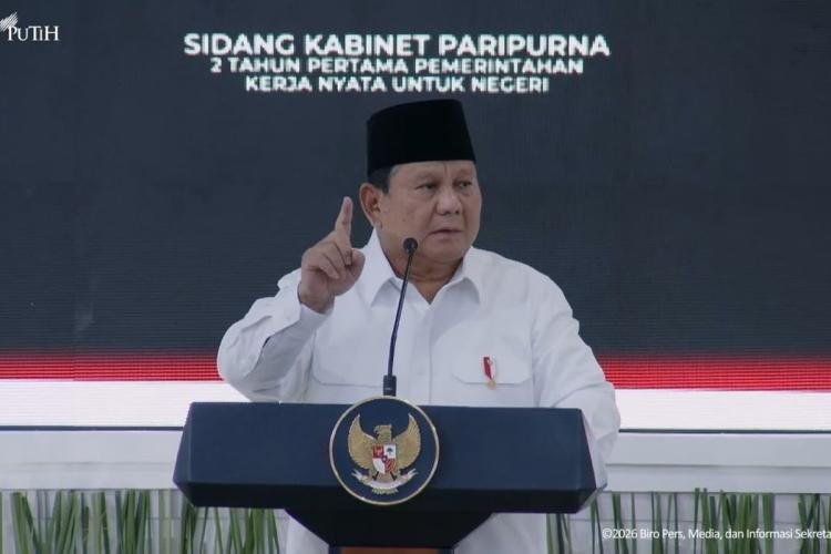 Prabowo Sebut Pembakar Hutan Teroris Lingkungan, Izin Perusahaan Terancam