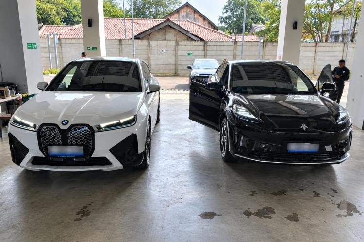 Mobil Mewah Tersangka Korupsi Dana Bencana BNPB Disita KPK