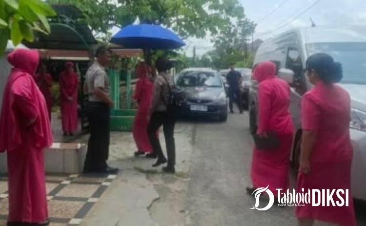 Bukan Sekadar Seremoni, Anjangsana Bhayangkari Riau Perkuat Ikatan Kekeluargaan Polri