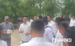 HUT TNI ke-81, Polsek Payung Sekaki Sambangi Den Inteldam Bawa Kue: Sinergi Jadi Kunci Jaga Kamtibmas