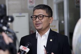 Komisi XI DPR Desak Pemerintah Benahi Pasar Saham