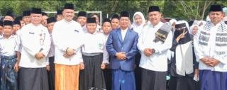 Pimpin Upacara Hari Santri 2026, Muklisin Ajak Santri Kuansing Perkuat Ilmu dan Akhlak