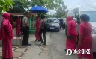 Bukan Sekadar Seremoni, Anjangsana Bhayangkari Riau Perkuat Ikatan Kekeluargaan Polri